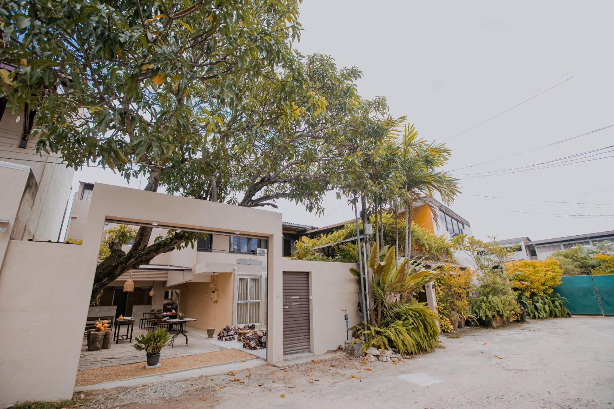 Drop Inn Hostels Colombo Exterior photo